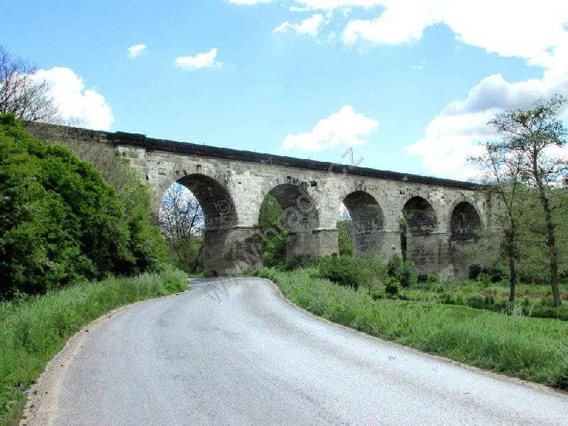 železniční viadukt