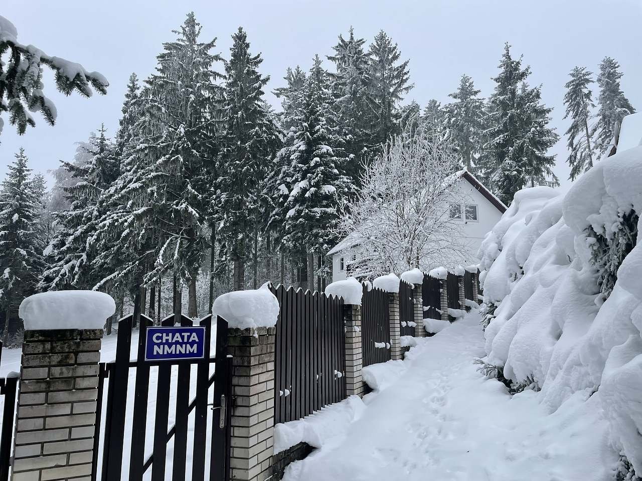 Zima na chatě NMNM