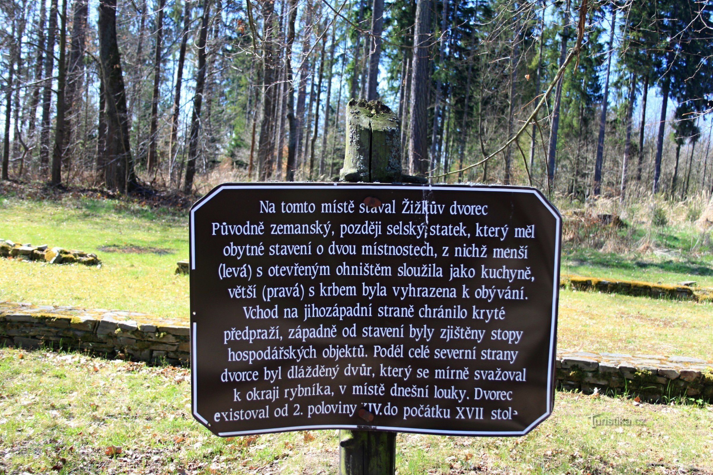 Žižkův dvorec - místo kde stával Žižkův dvorec