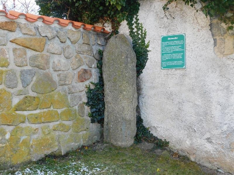 Zkamenělec