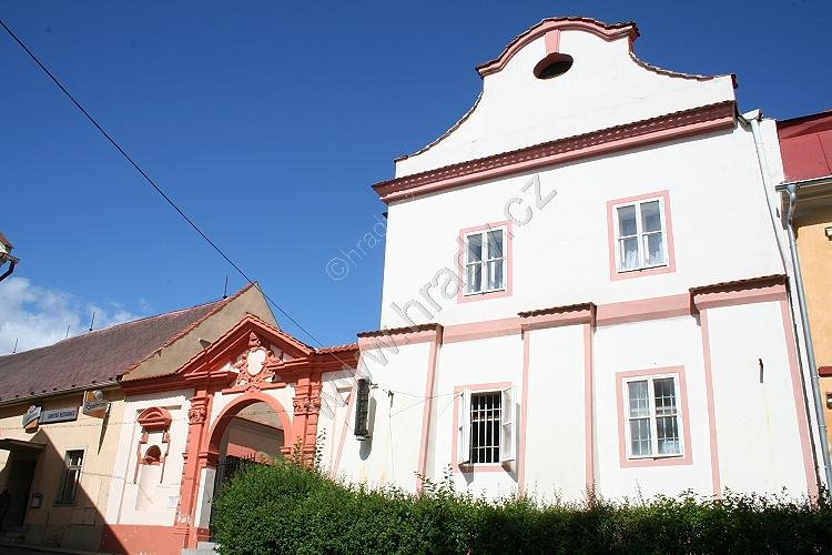 Žlutice