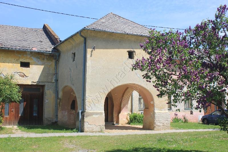 žudr