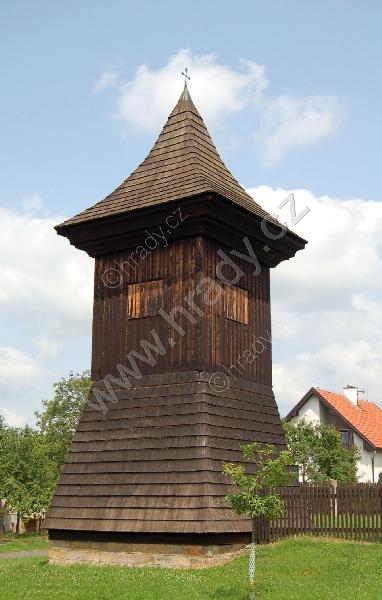 zvonice u kostela sv. Jiří