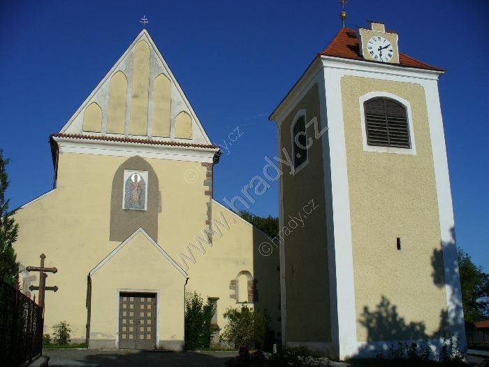 zvonice u kostela sv. Mikuláše