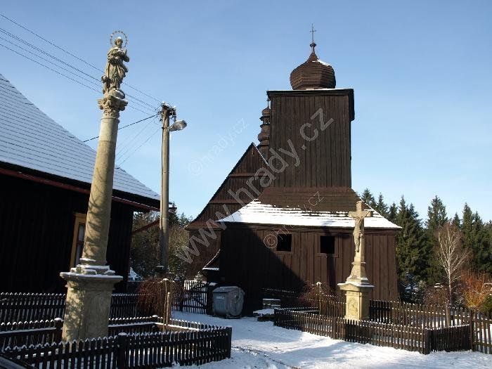 zvonice u kostela sv. Petra a Pavla